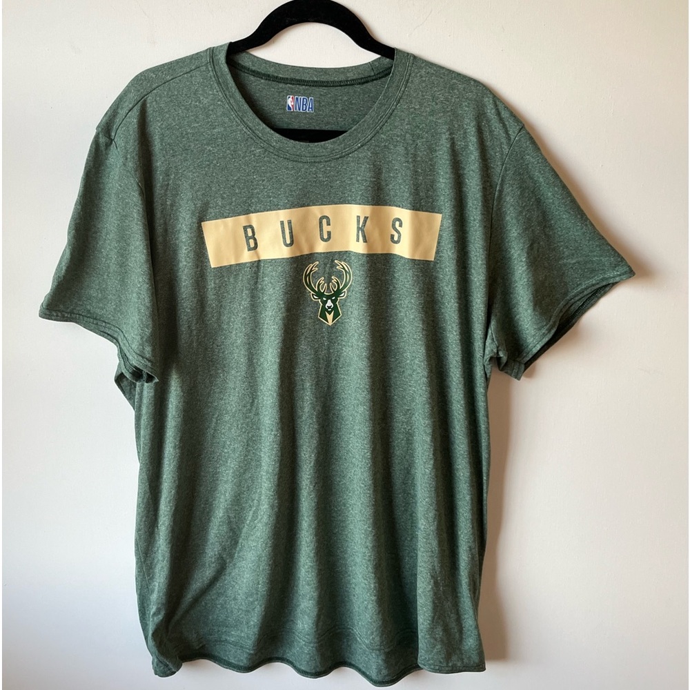 NBA Milwaukee Bucks T-shirt